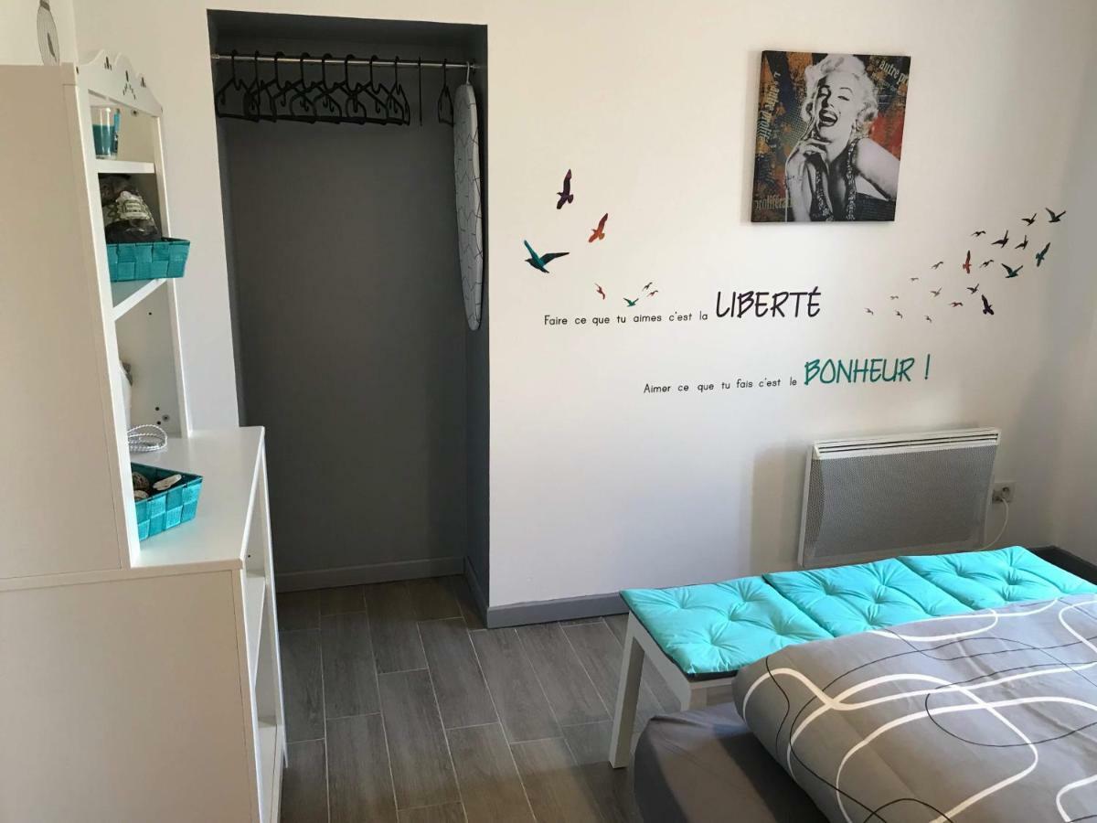 Rogny Les Lodges Du Canal Vue Sur Le Canal מראה חיצוני תמונה