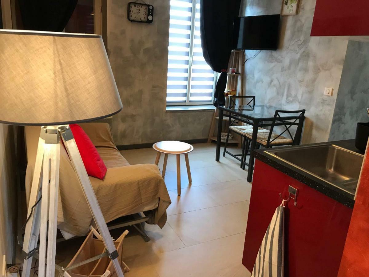 Rogny Les Lodges Du Canal Vue Sur Le Canal מראה חיצוני תמונה